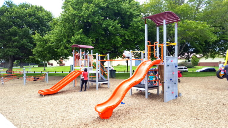 How to Choose the Right Outdoor Playground Slides in Australia for Kids